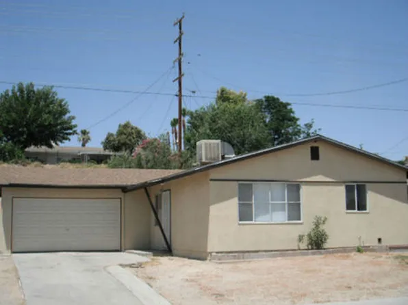700 Patricia St, Barstow, CA 92311