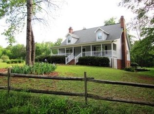 950 Old Hills Bridge Rd, Pauline, SC 29374