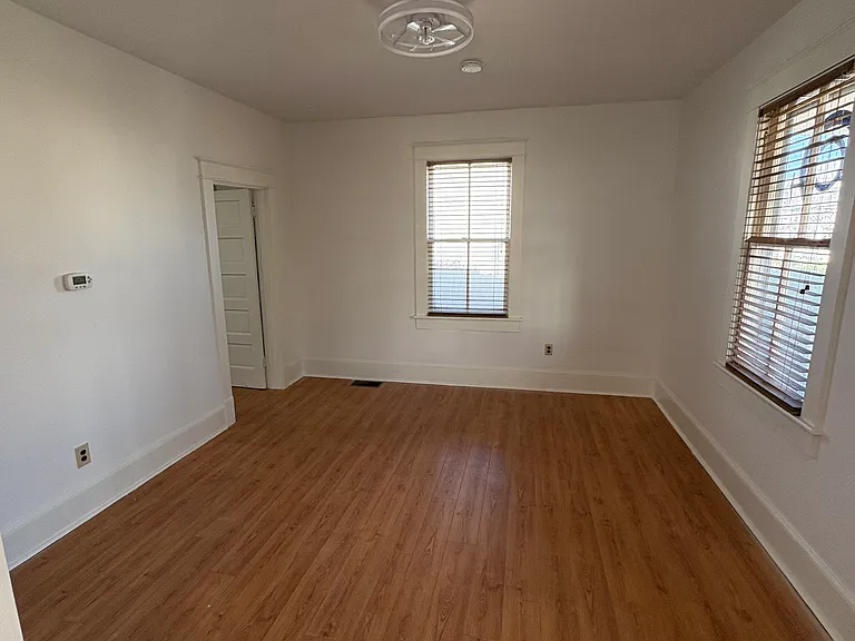 410 Northwest St — Photo 5