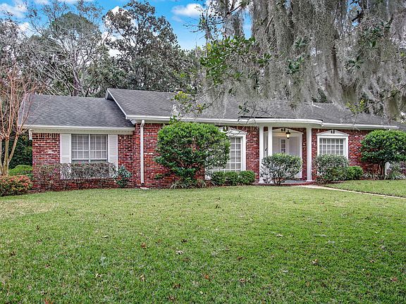 3rd image of 3771 Colony Cove Trl