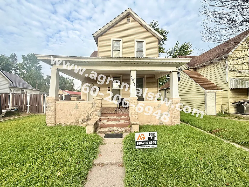 2016 Phenie St