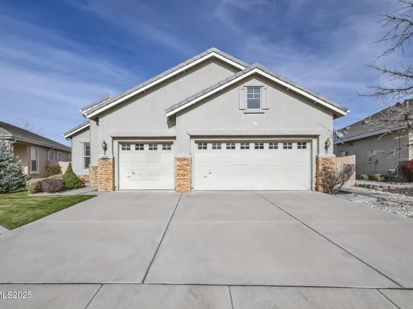 2465 Lincoln Meadows Dr, Reno, NV 89521