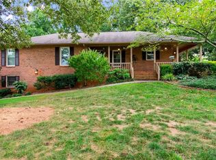 14 Woodbine Dr, Cartersville, GA 30120