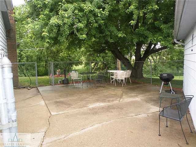 2nd image of 2771 Lamb Rd