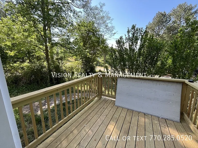 137 Park West Ct — Photo 42