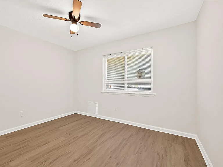 8306 Wayward Rd — Photo 24