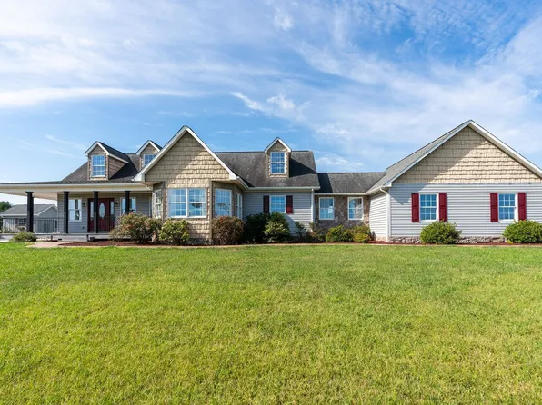 720 Vinegar Hill Rd, Churchville, VA 24421