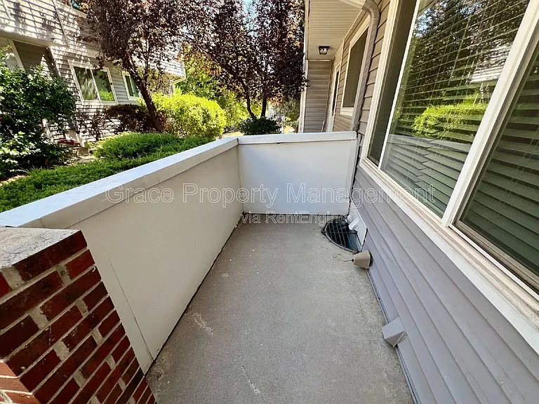 22 S Nome St #C — Photo 3