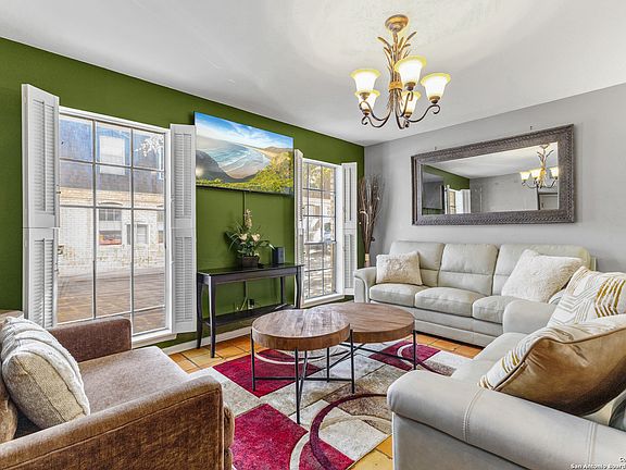 4th image of 1045 Shook Ave #106