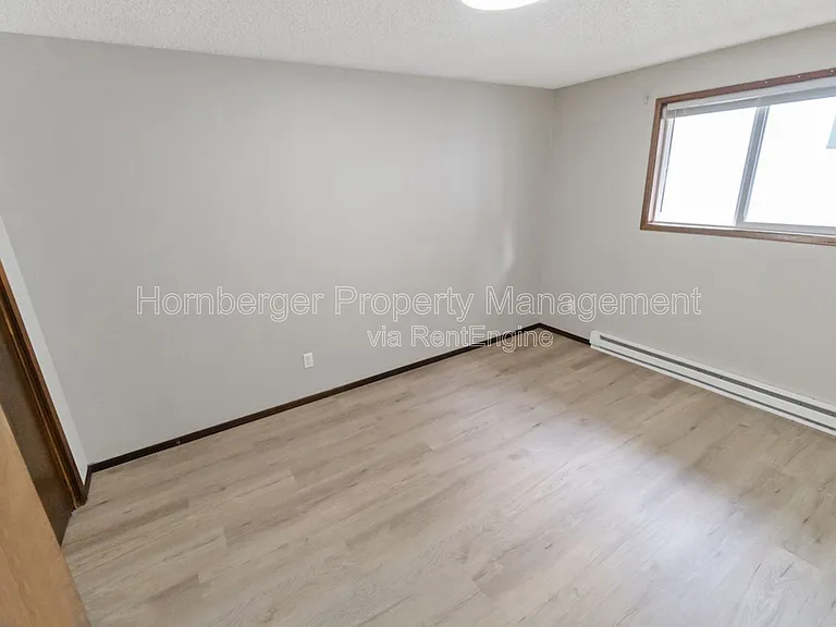 723 W York Ave #1 — Photo 12