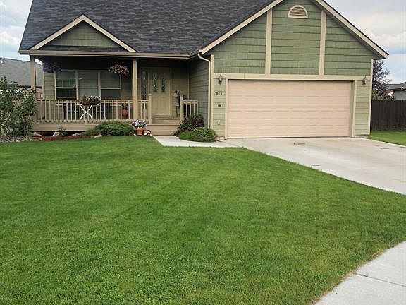 2nd image of 903 Ernie Ct