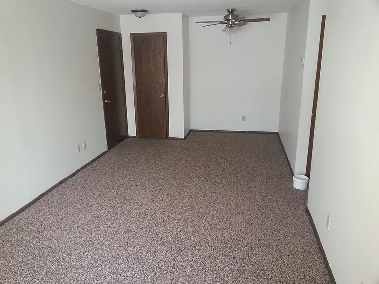 226 N Jefferson St #1 — Photo 4