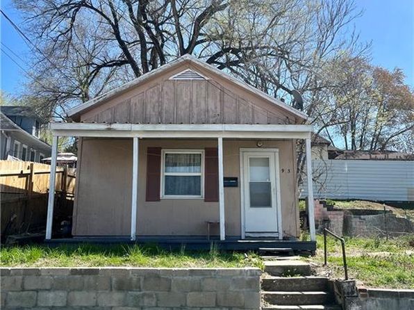 913 Vine St, Saint Joseph, MO 64503