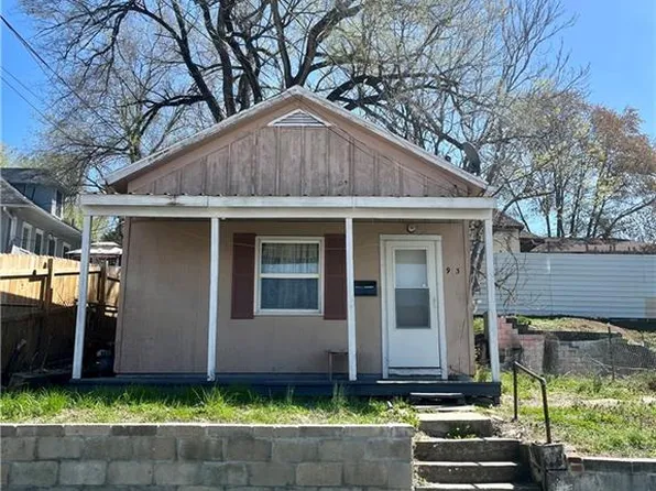 913 Vine St, Saint Joseph, MO 64503