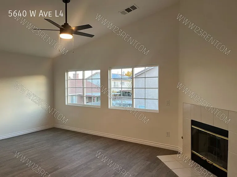 5640 W Avenue L4 — Photo 16