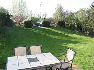 184 Brittany Cir, Rochester, NY 14618