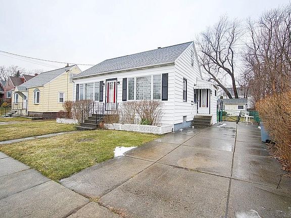 2nd image of 47 Orchard Ave
