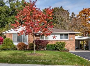 215 Parkview Cres, Newmarket, ON L3Y 2C9