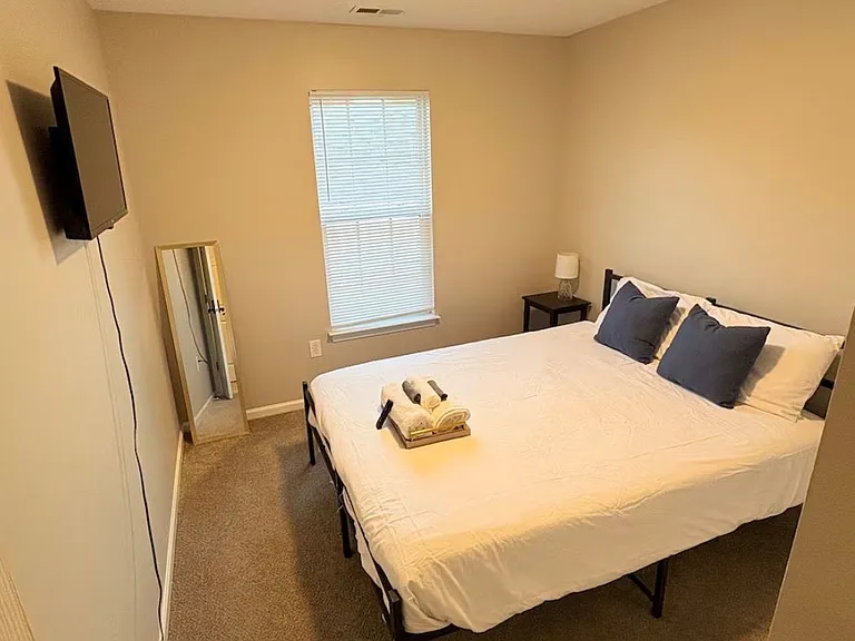 1000 Smugglers Ct — Photo 12