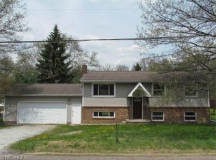 1929 Maplewood Rd, Stow, OH 44224