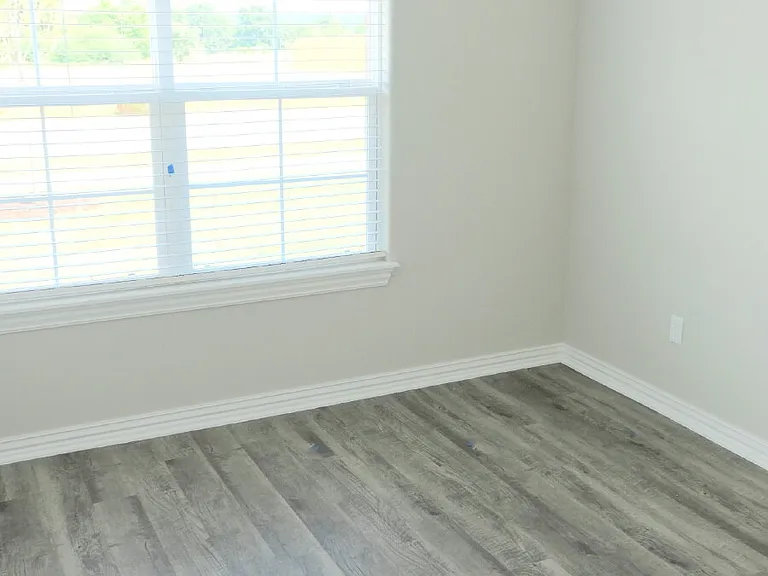474 N Yona Ln — Photo 16