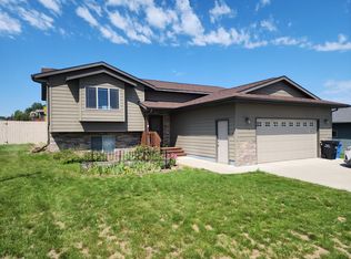 2 Eli Dr, Rapid City, SD 57719