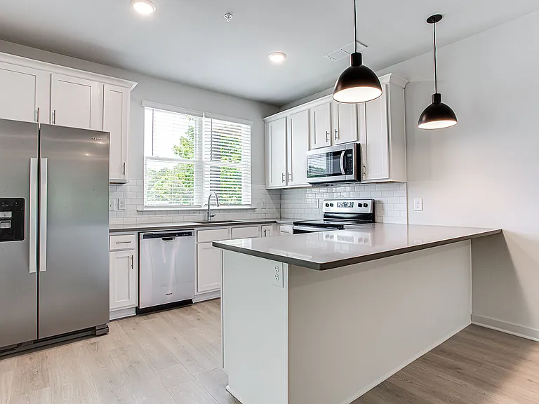 Wisteria Ridge — Photo 33