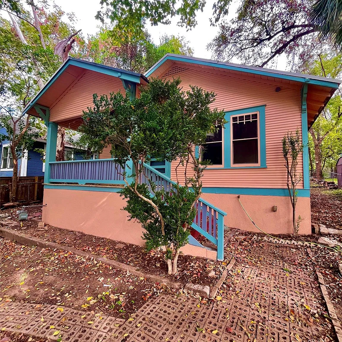 2 bed, 1.0 bath, 804 sqft, $2,195 — Photo 1