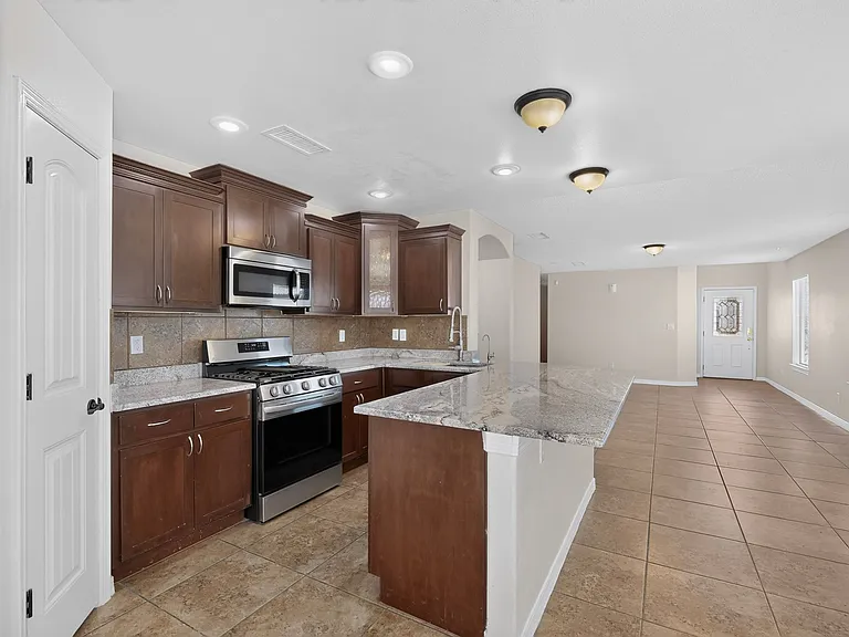 11583 Saint Martin Way — Photo 11