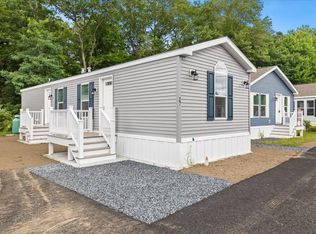 1540 Broadway Trailer 27, Raynham, MA 02767