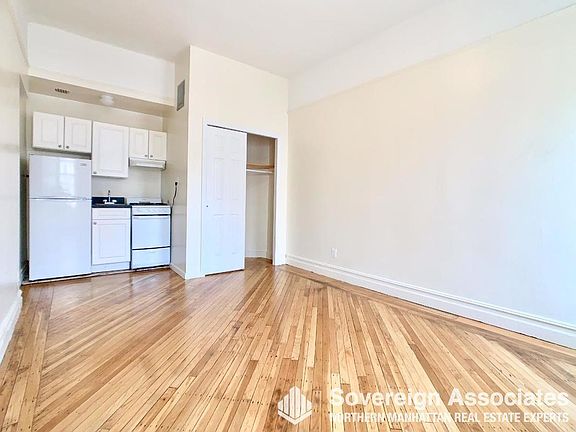 3rd image of 936 W End Ave APT G14