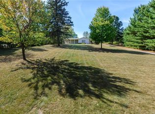 731 Sunset St, White Lake, MI 48383