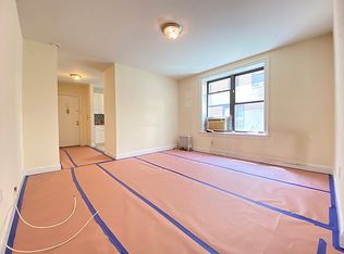 32-18 30th St #B5, Astoria, NY 11106