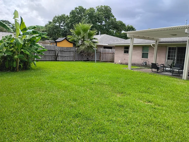 5431 Grape St — Photo 38