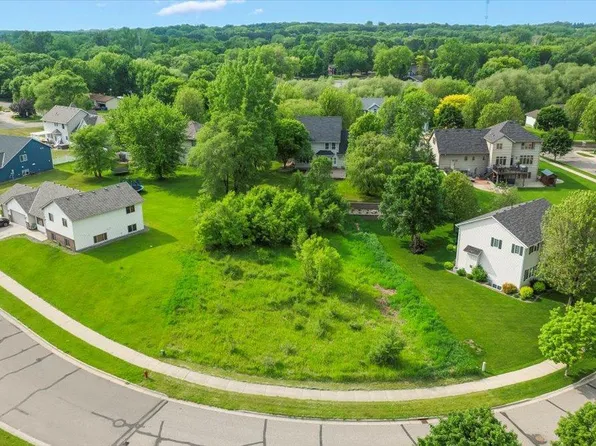 3021 30th Street Ct S, Saint Cloud, MN 56301