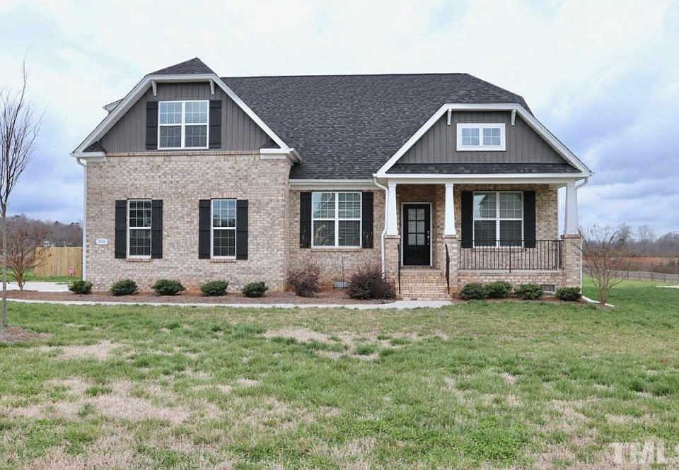 1st image of 330 Brinkley Cir
