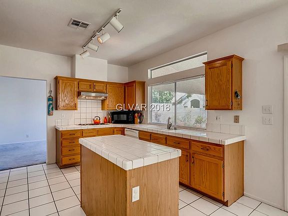 4th image of 1709 Sequoia Dr