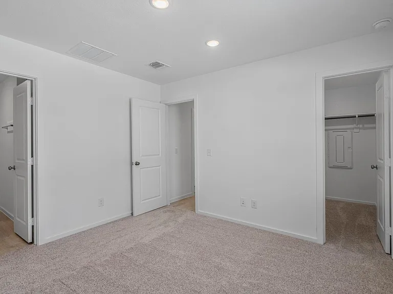 30514 Wolfburn St — Photo 9