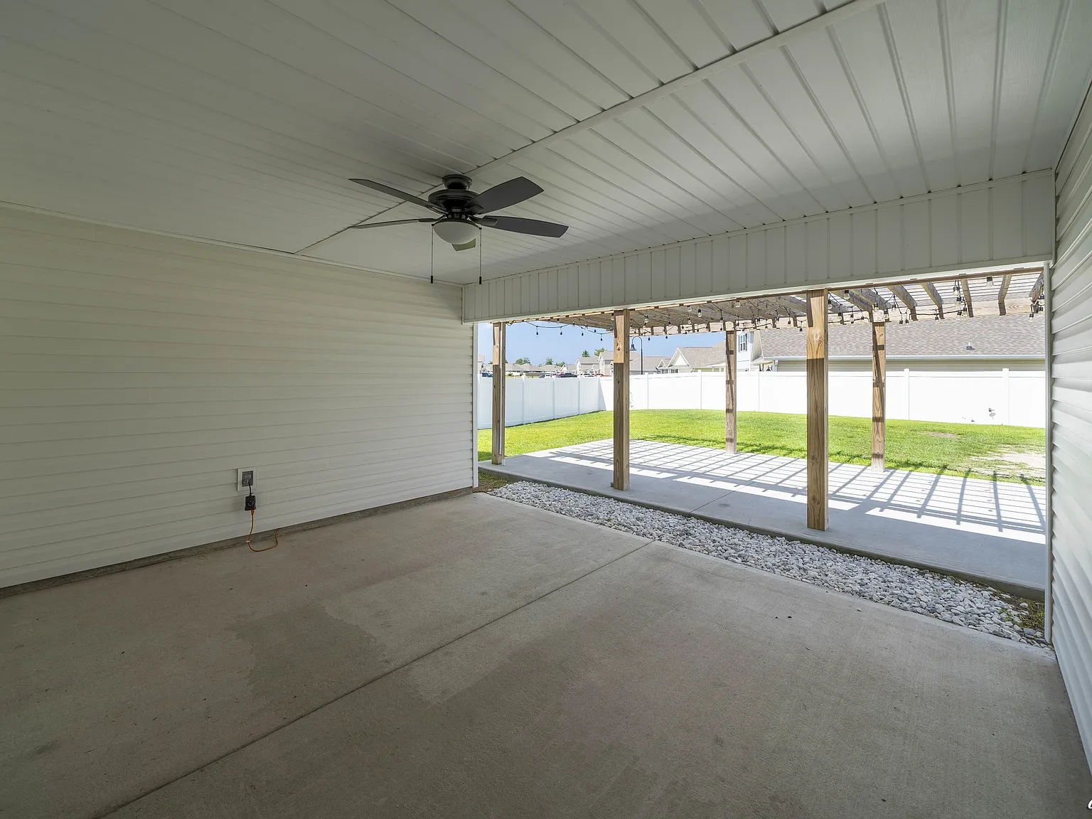 138 Ryder Lane - 1 — Photo 4