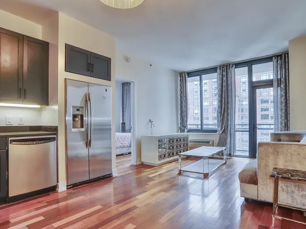 389 Washington Street 30C image 1 of 24