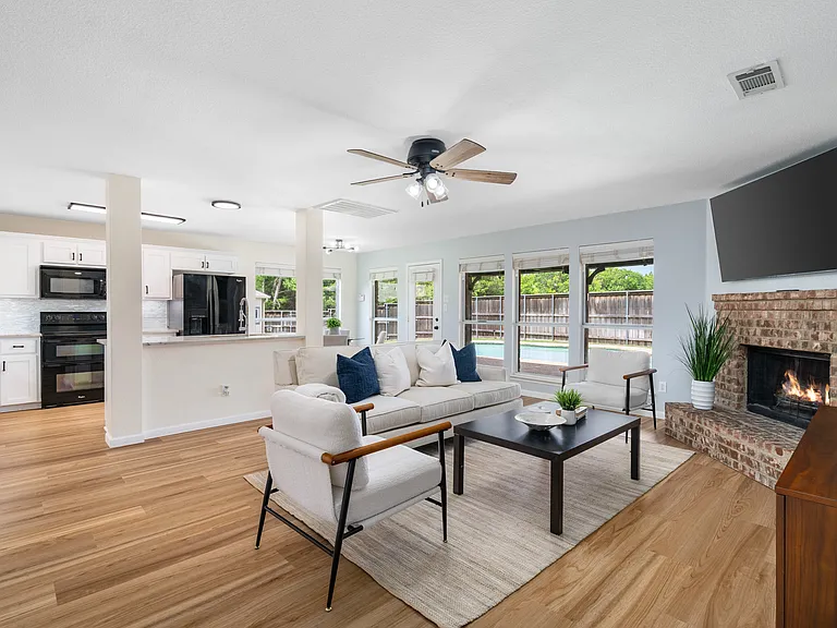 2840 Deutz Ct — Photo 9