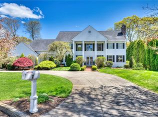 7 Saint Andrews Way, Barrington, RI 02806