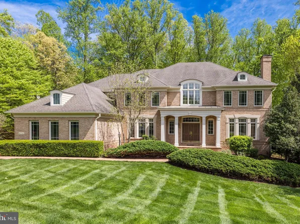 9304 Fitz Folly Dr, Great Falls, VA 22066