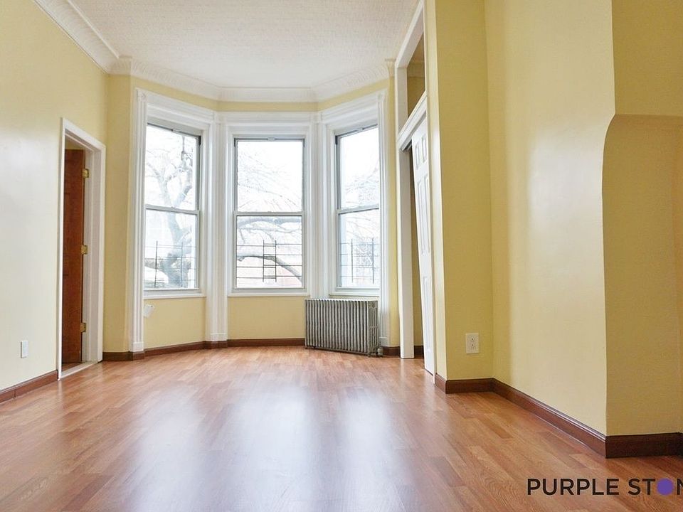 1st image of 462 Harman St #2B