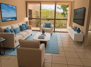 10625 SW 112th Ave APT 310, Miami, FL 33176