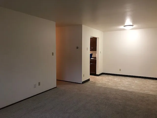 4570 S Logan Ave — Photo 3