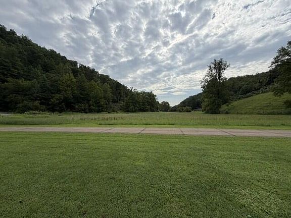 3rd image of 91-91 Mudlick Br
