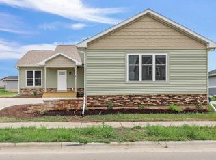 1108 Kamperschroer Way, Sun Prairie, WI 53590