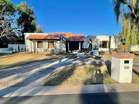 2nd image of 108 N La Arboleta Dr