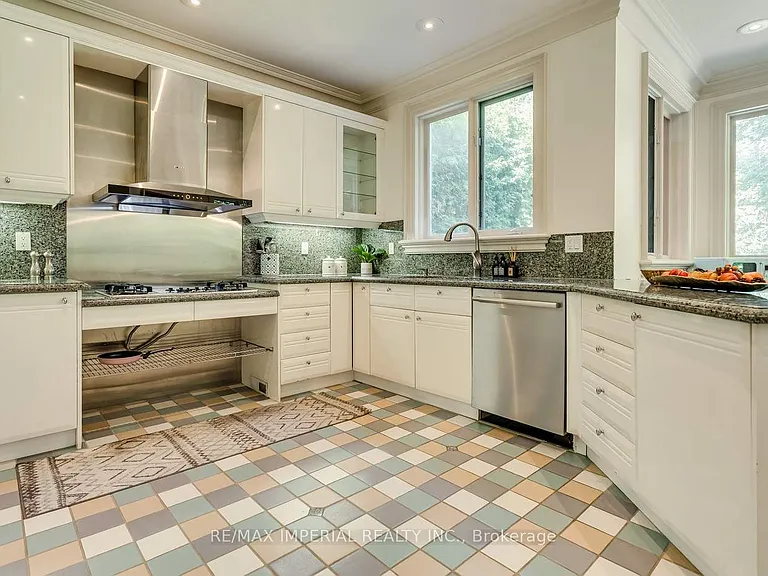 270 Spring Garden Ave — Photo 18